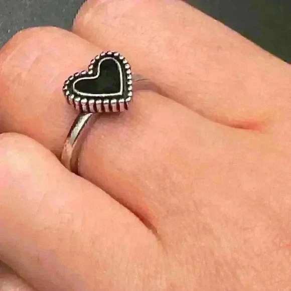 Y2k Rings - 2000's Jewelry - Grunge Rings - Aesthetic Grunge - y2k Aesthetic - Picture 2 of 3